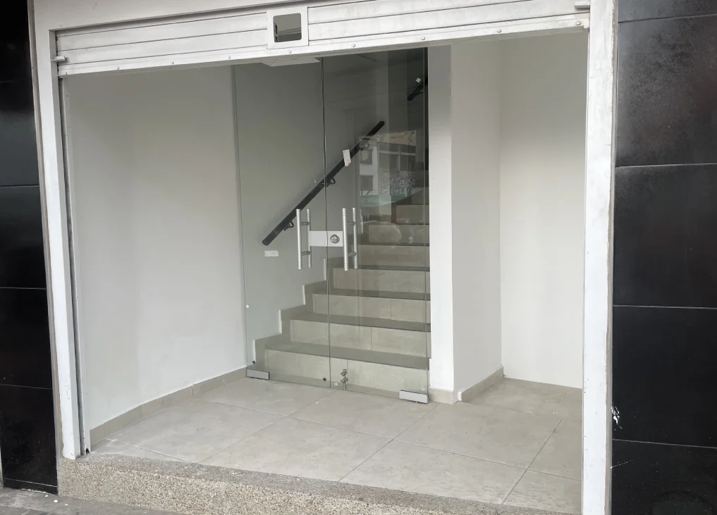 local-comercial-idiomas-Bosa-600mts-11