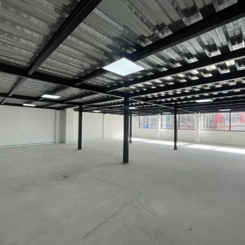 local-comercial-idiomas-Bosa-600mts-5